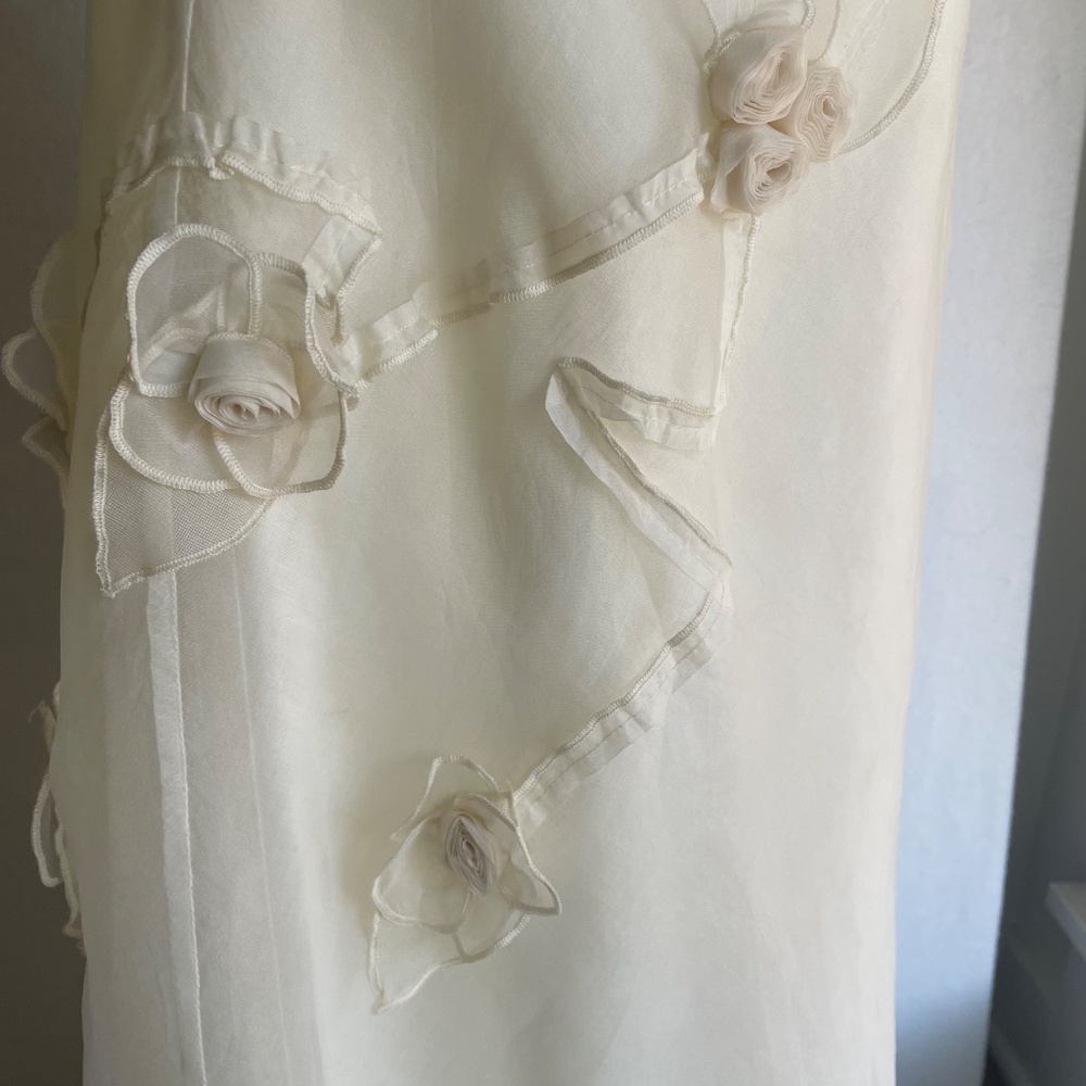 Tiar Los Angeles Silk and Linen Magnolia Minimalist Wedding Dress in Ivory, M - Picture 3 of 12